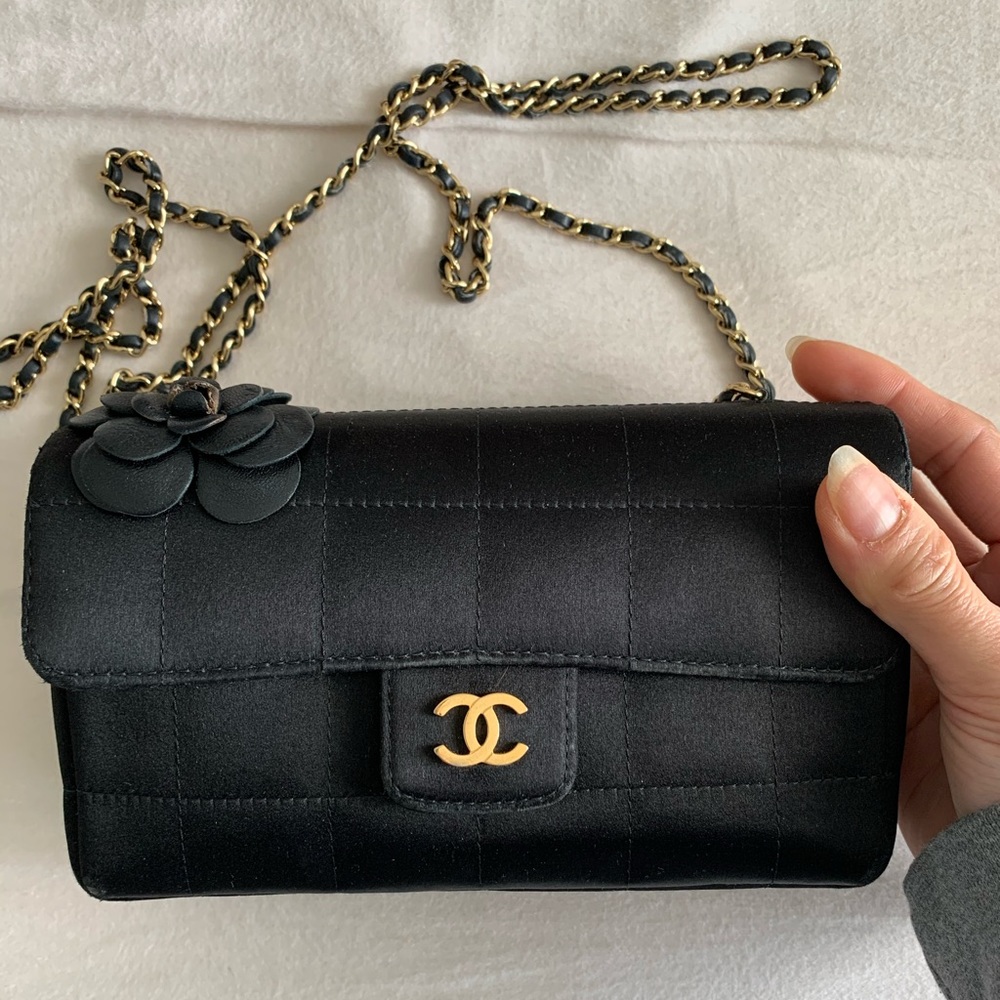 Chanel Mini Camellia